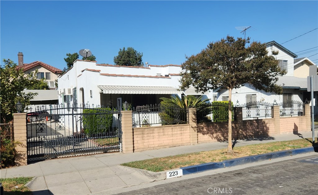 223 E Emerson Avenue