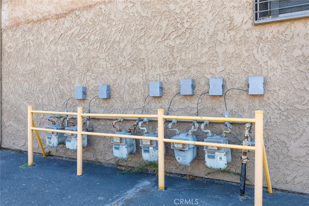 11341 Victory Boulevard