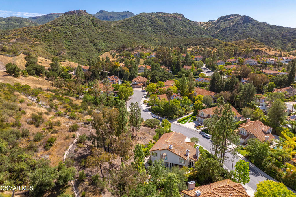2538 Sandycreek Drive