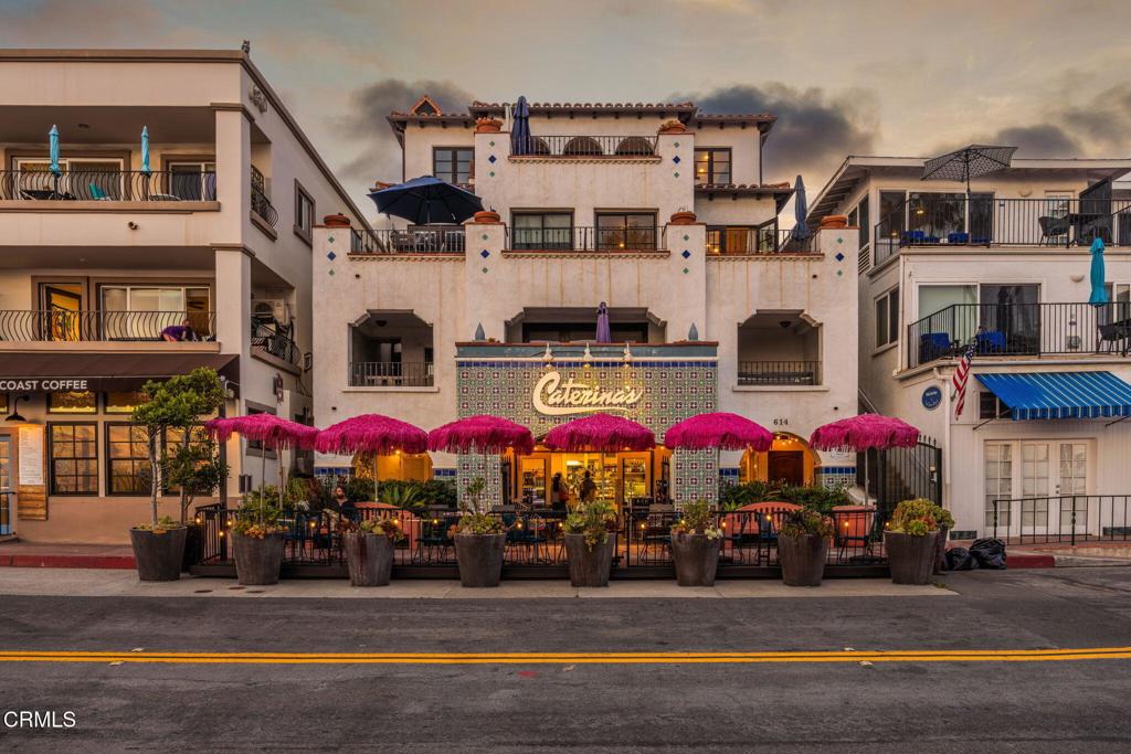 614 Avenida Victoria