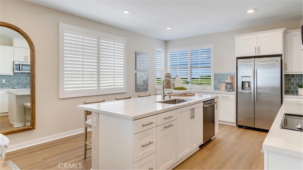 2650 E Hyde Paseo