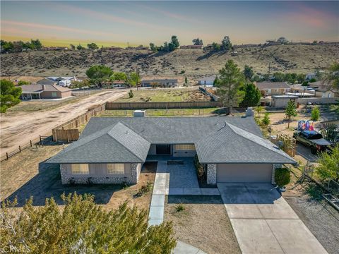 Photo of 7855 Bangor Avenue, Hesperia, CA 92345 (MLS # IV25266902)