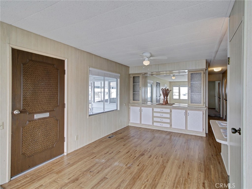 2550 Pacific Coast Highway 117