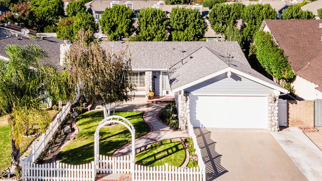 Photo of 3925 Bayside Street, Simi Valley, CA 93063 (MLS # 223004553)