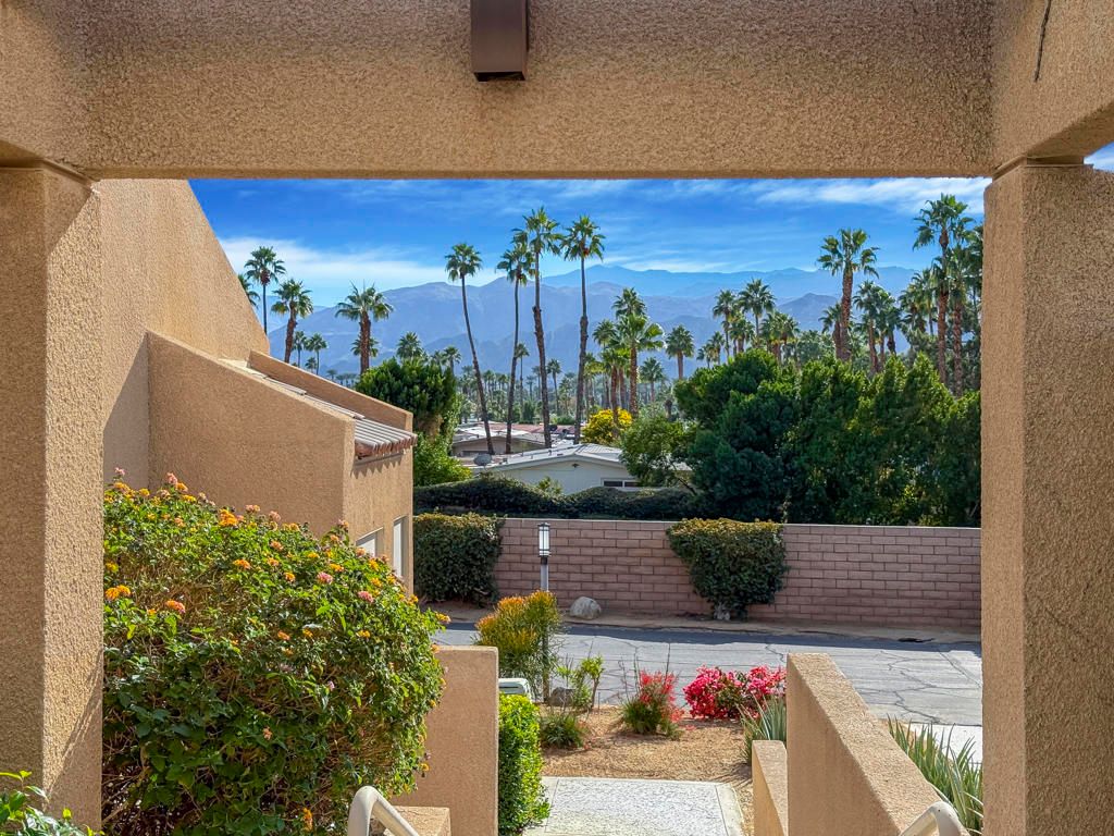 Photo of 30 Mission Court, Rancho Mirage, CA 92270 (MLS # 219140236DA)