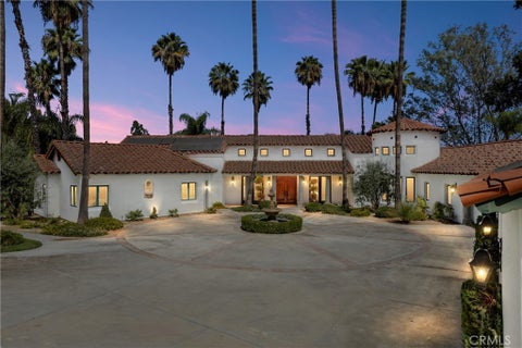 Photo of 530 W Sunset DR, Redlands, CA 92373 (MLS # IG26157052)