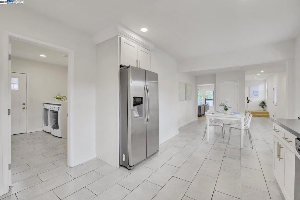 BAY FARM - Residential