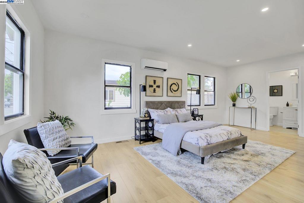 BAY FARM - Residential