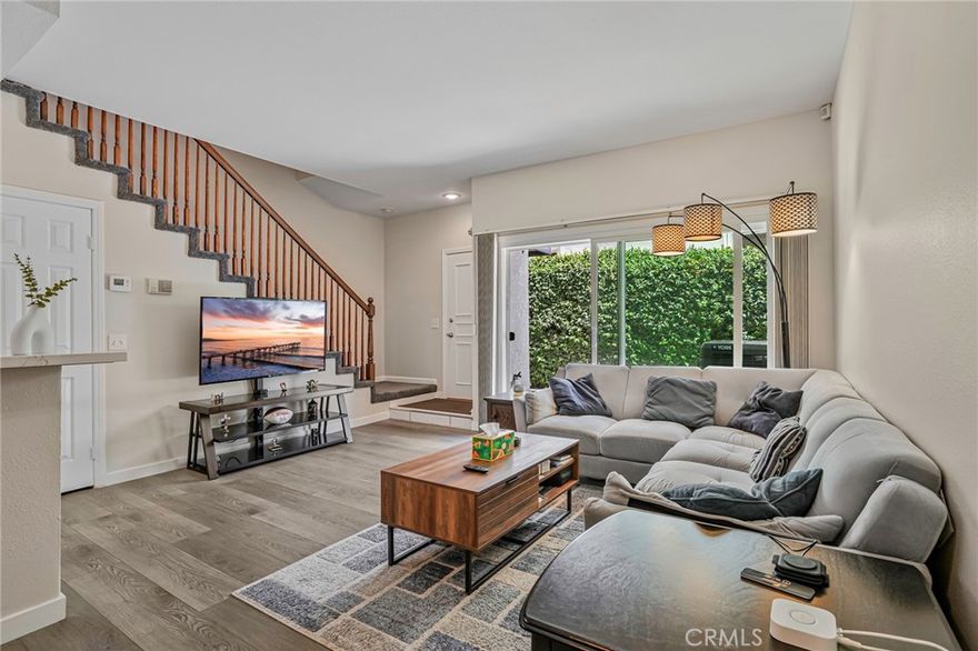 Fully upgraded and remodeled townhome in prime Inglewood location!
Welcome to 500 S Grevillea Ave #2, a modern and move-in ready home featuring 2 spacious upstairs bedrooms—each with its own en-suite bathroom. The open-concept living area includes a remodeled kitchen with quartz countertops, stainless steel appliances, and new flooring throughout. Enjoy comfort year-round with a brand new AC system (2025), WiFi-enabled garage motor, double-pane windows, and a newer washer/dryer. Other highlights include an updated electrical panel, EV charging outlet, and 3-year-old water heater. Located in a gated community with recent exterior upgrades including a new entry system, lighting, walkway, and fencing. Just minutes from LAX, freeways, shops, and more—this is modern townhome living at its best!