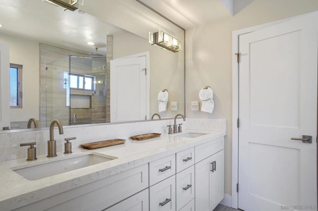 Pacific Beach - Residential