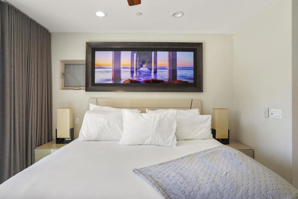 Pacific Beach - Residential