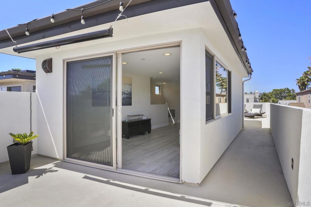 Pacific Beach - Residential