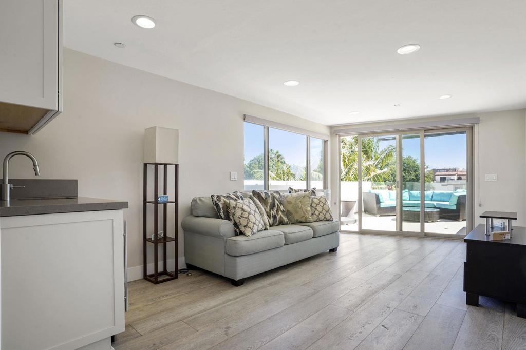 Pacific Beach - Residential