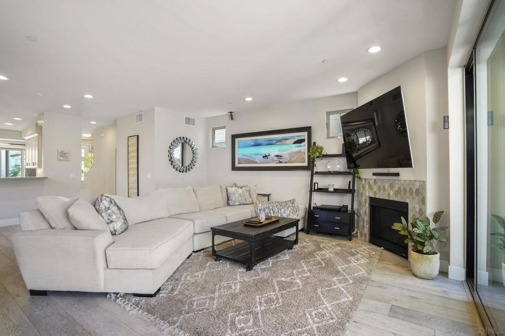 Pacific Beach - Residential