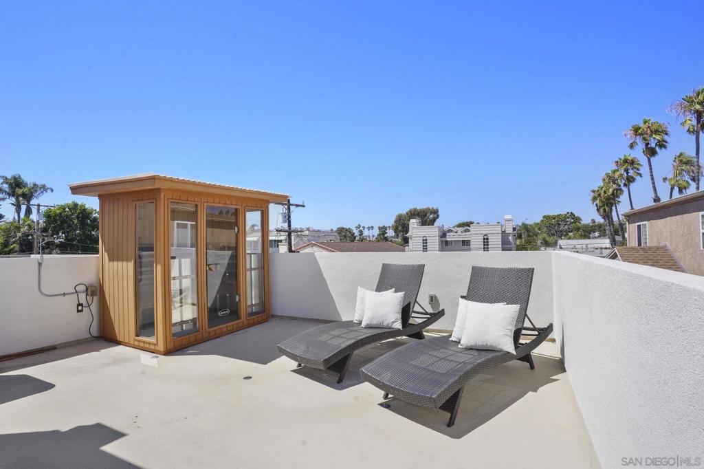 Pacific Beach - Residential