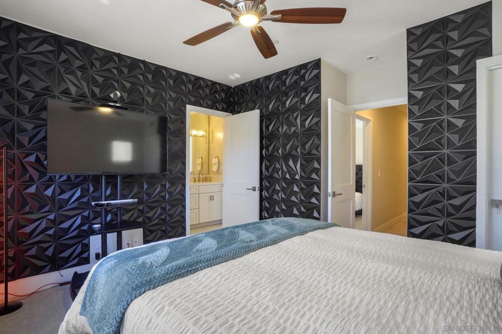 Pacific Beach - Residential