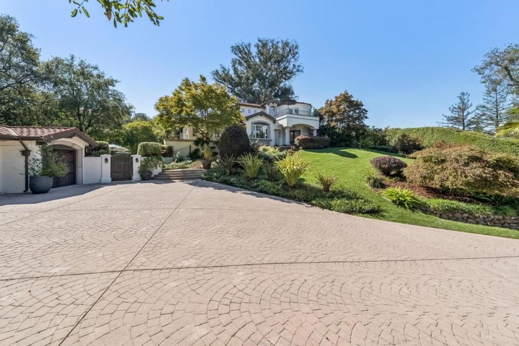 38 Alpine Avenue