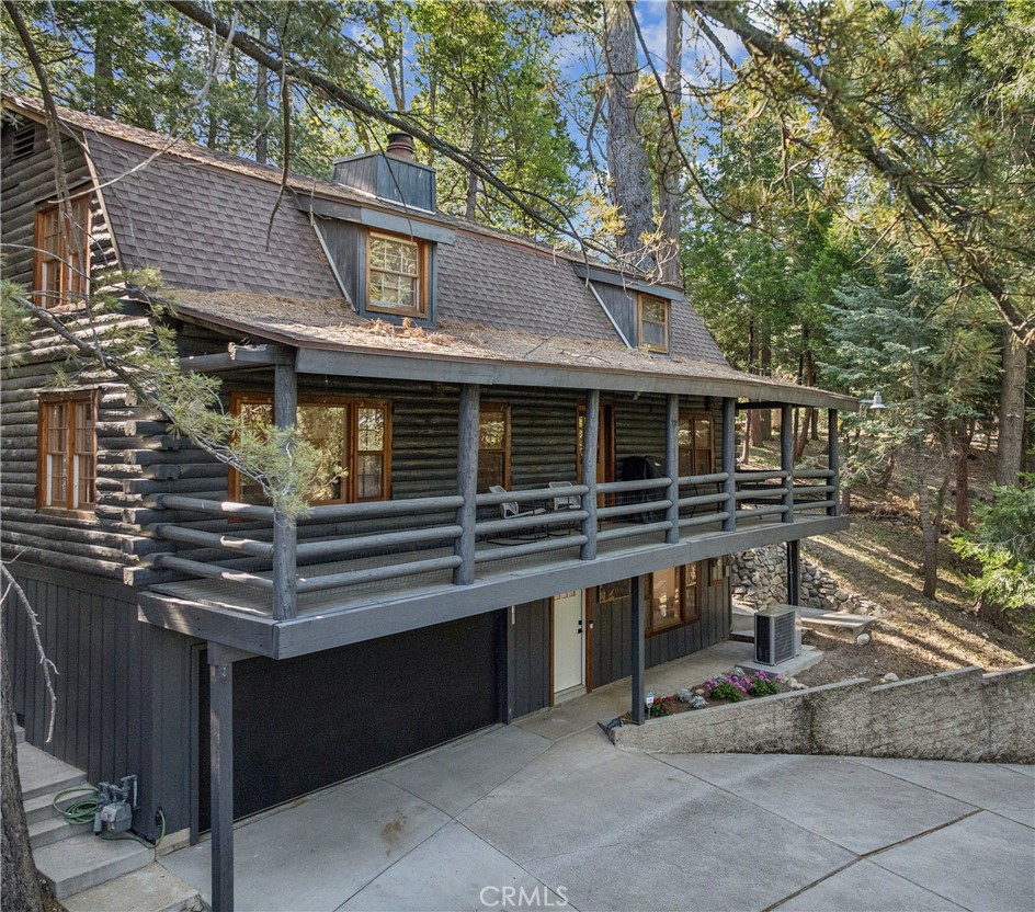 695 Buckingham