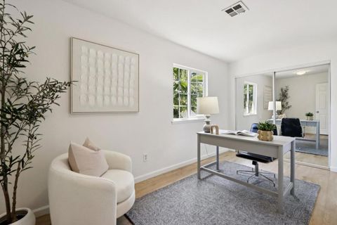 Tiny photo for 554 Fisk Avenue, San Jose, CA 95125 (MLS # ML82034996)