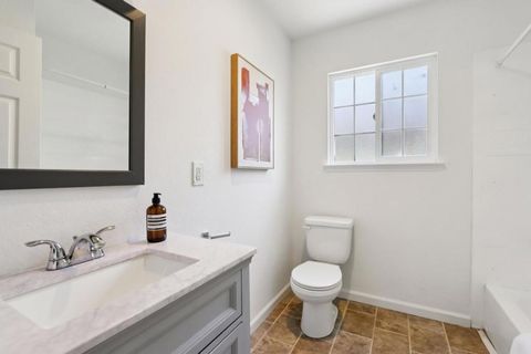 Tiny photo for 554 Fisk Avenue, San Jose, CA 95125 (MLS # ML82034996)