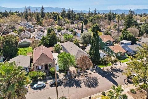 Tiny photo for 554 Fisk Avenue, San Jose, CA 95125 (MLS # ML82034996)