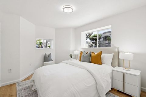 Tiny photo for 554 Fisk Avenue, San Jose, CA 95125 (MLS # ML82034996)