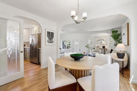 Tiny photo for 554 Fisk Avenue, San Jose, CA 95125 (MLS # ML82034996)