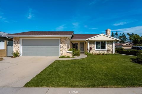 7125 Cole Downey CA 90242