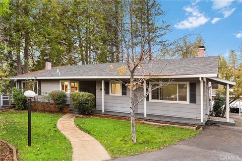 Photo of 1001 Brookwood Circle, Paradise, CA 95969 (MLS # SN25259337)