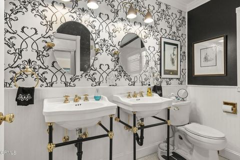 Tiny photo for 366 Court Avenue, Ventura, CA 93003 (MLS # V1-33922)