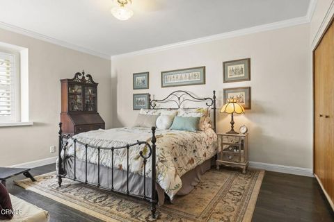 Tiny photo for 366 Court Avenue, Ventura, CA 93003 (MLS # V1-33922)