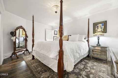 Tiny photo for 366 Court Avenue, Ventura, CA 93003 (MLS # V1-33922)