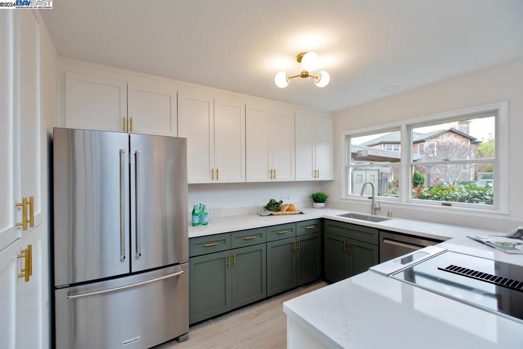 HARBOR BAY ISLE - Residential