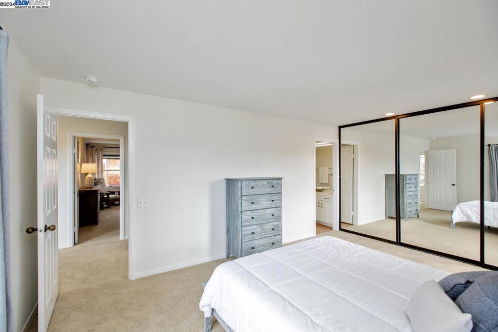 HARBOR BAY ISLE - Residential