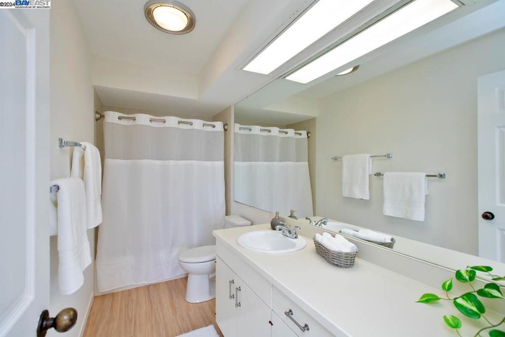 HARBOR BAY ISLE - Residential