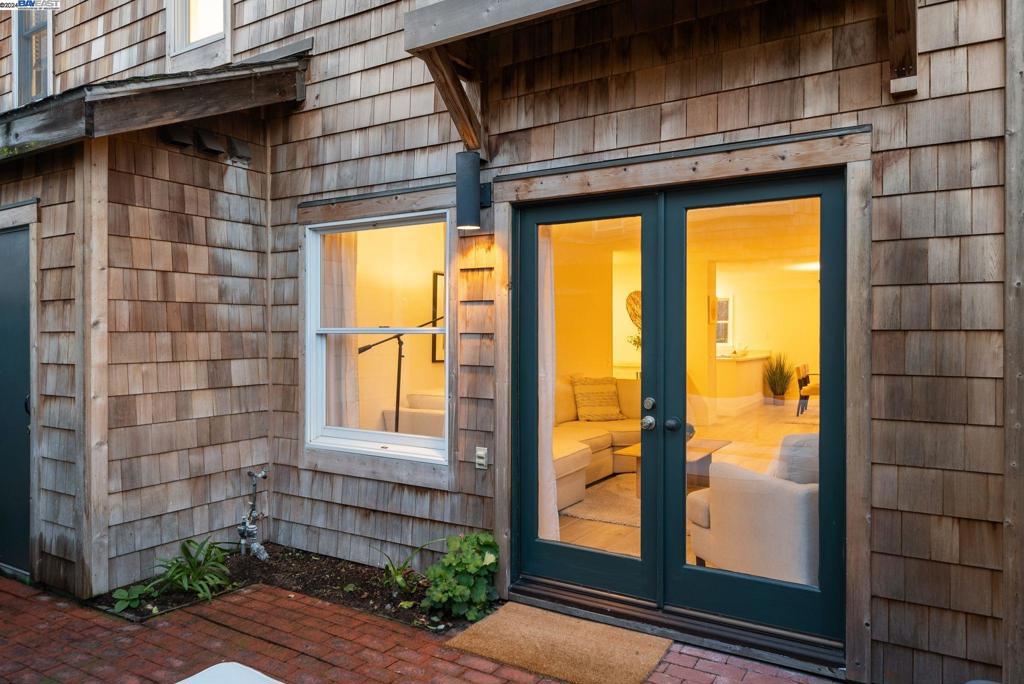 HARBOR BAY ISLE - Residential