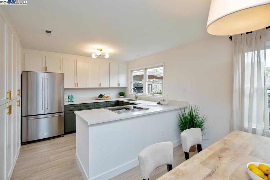 HARBOR BAY ISLE - Residential