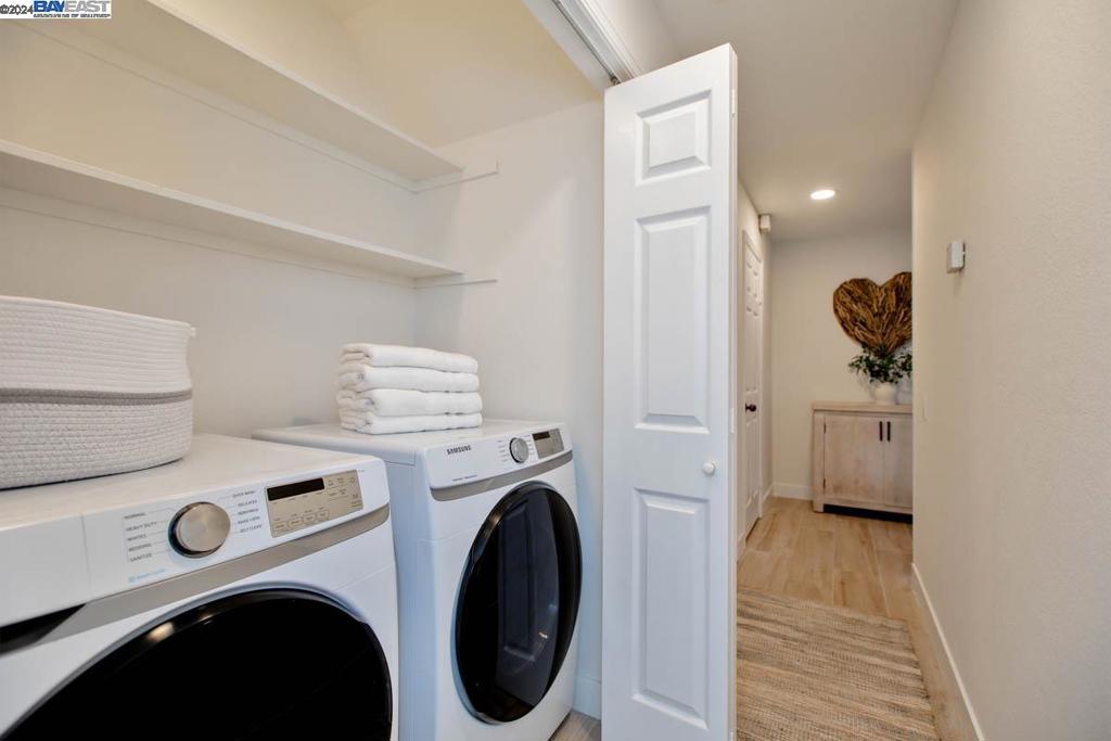 HARBOR BAY ISLE - Residential