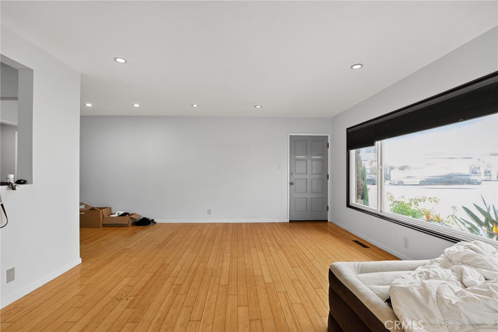 Alamitos Beach (AB) - Residential