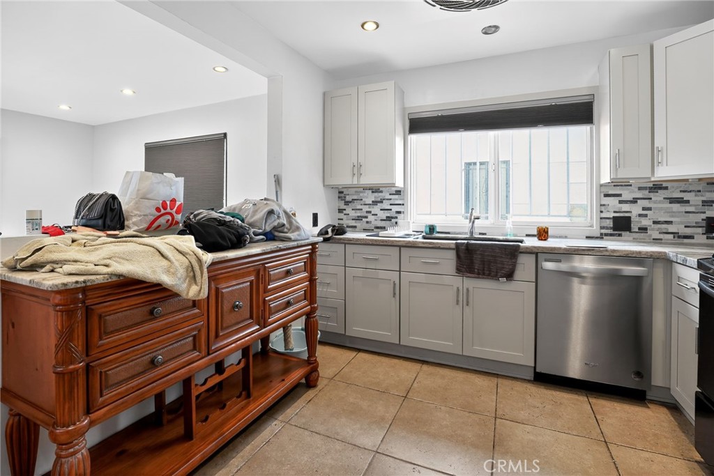 Alamitos Beach (AB) - Residential