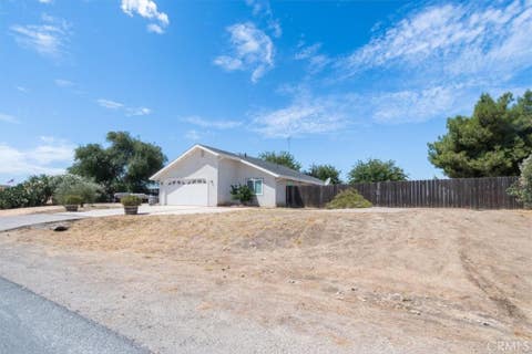 Tiny photo for 140 Mesa Grande DR, Shandon, CA 93461 (MLS # NS26182083)