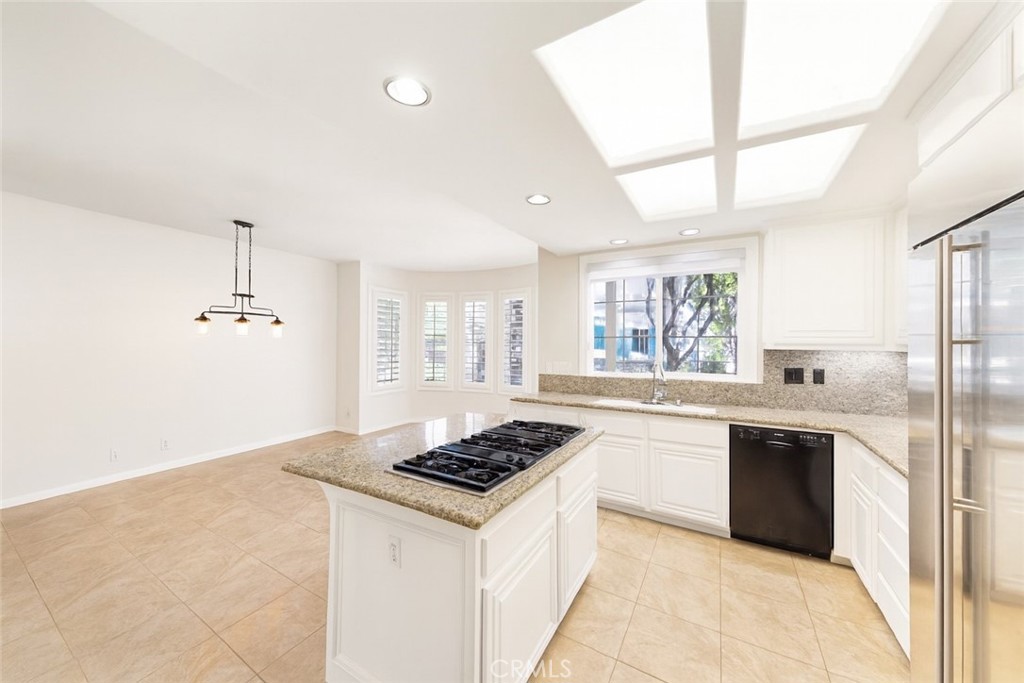 Vistas (NRVS) - Residential Lease