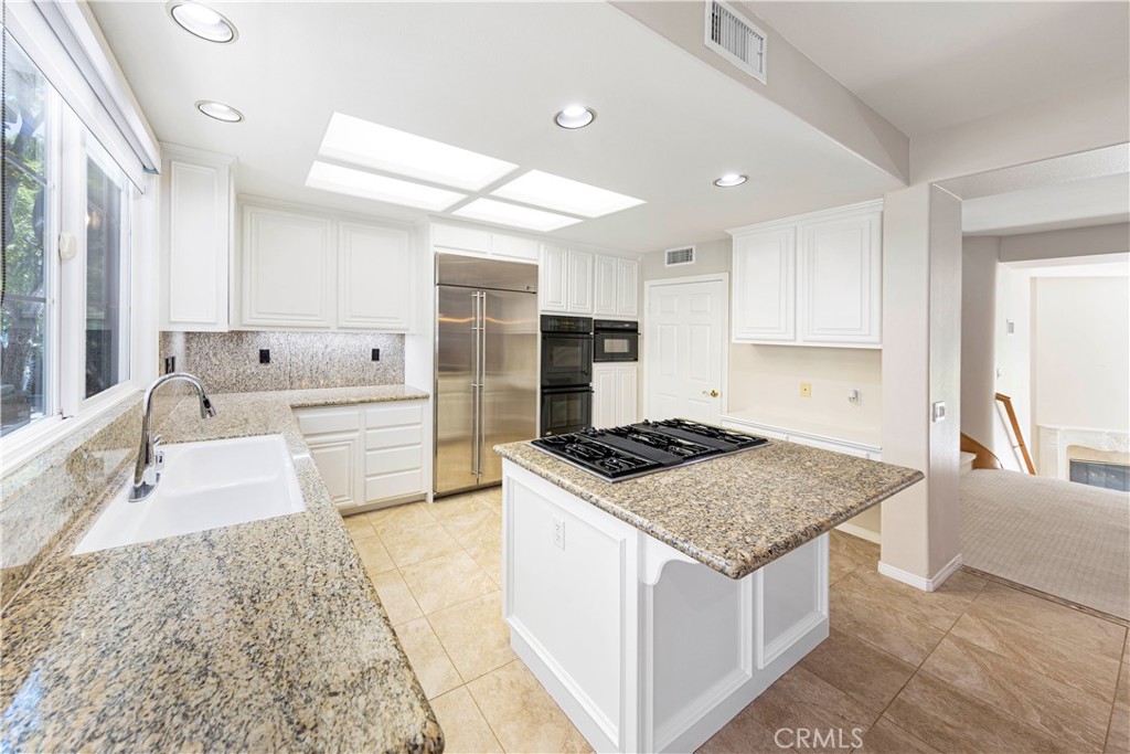 Vistas (NRVS) - Residential Lease