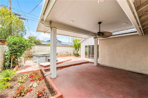 Tiny photo for 10441 Sunday DR, Huntington Beach, CA 92646 (MLS # OC26137426)