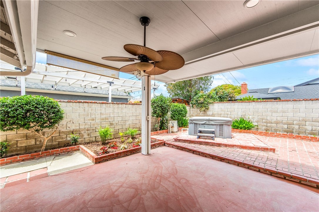 10441 Sunday, Huntington Beach CA 92646 - Photo 41