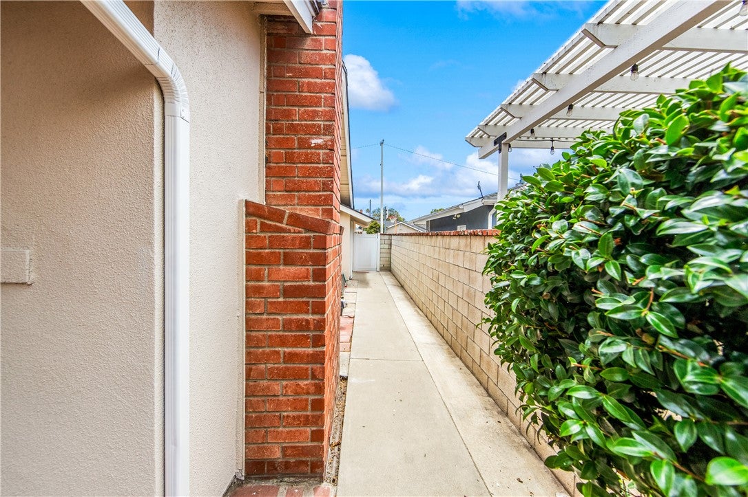 10441 Sunday, Huntington Beach CA 92646 - Photo 50
