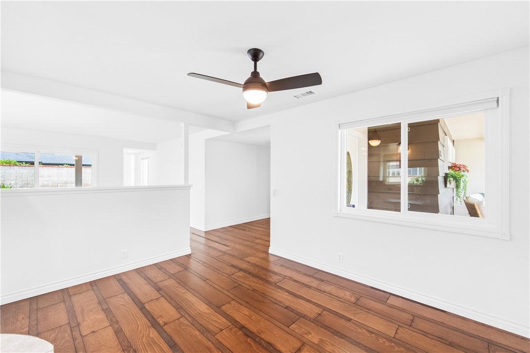 10441 Sunday, Huntington Beach CA 92646 - Photo 12