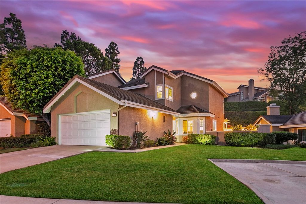 Photo of 6220 E Garnet Cir, Anaheim Hills, CA 92807 (MLS # PW26096031)