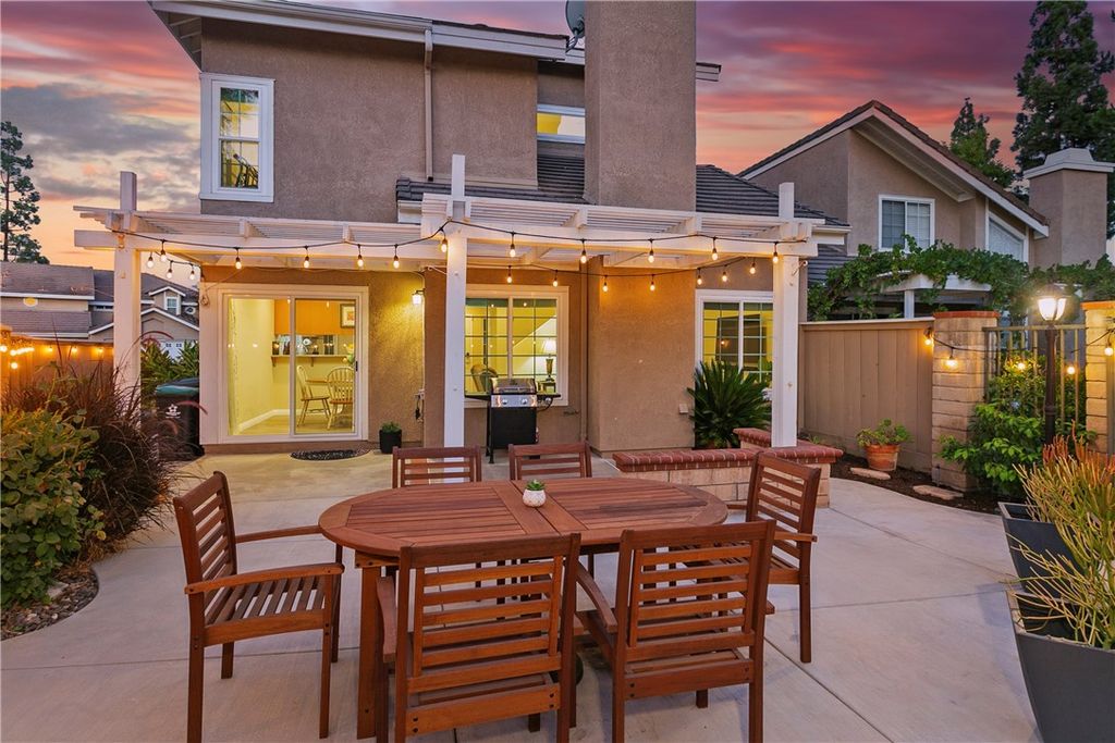 Photo of 6220 E Garnet Cir, Anaheim Hills, CA 92807 (MLS # PW26096031)