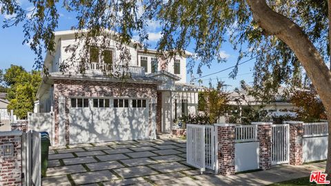 Photo of 12345 Huston Street, Valley Village, CA 91607 (MLS # 24469437)